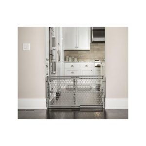 Regalo Easy Fit Plastic Extra Wide Safety Gate 28"-42"