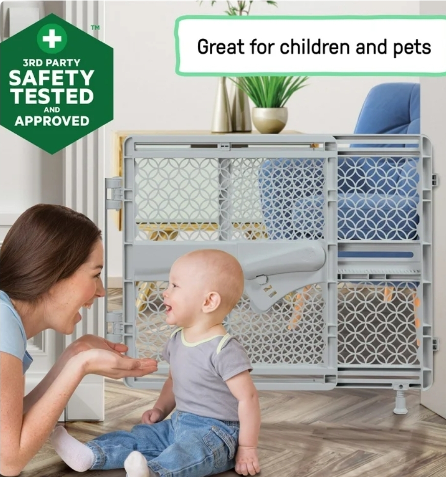 Summer Indoor & Outdoor Safety Gate - Image 2